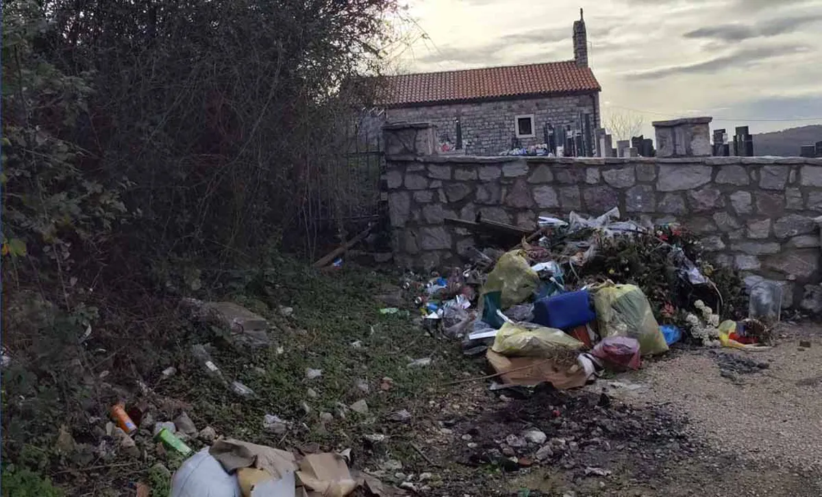 Komunalne djelatnosti Bar: Vandalizam na groblju u Zupcima