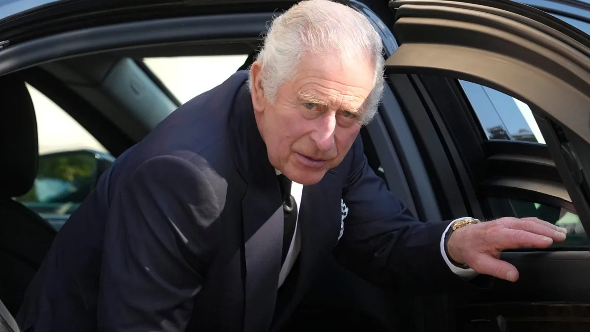 Kralj Čarls Treći podržava istragu o princu Endruu i Epstinu