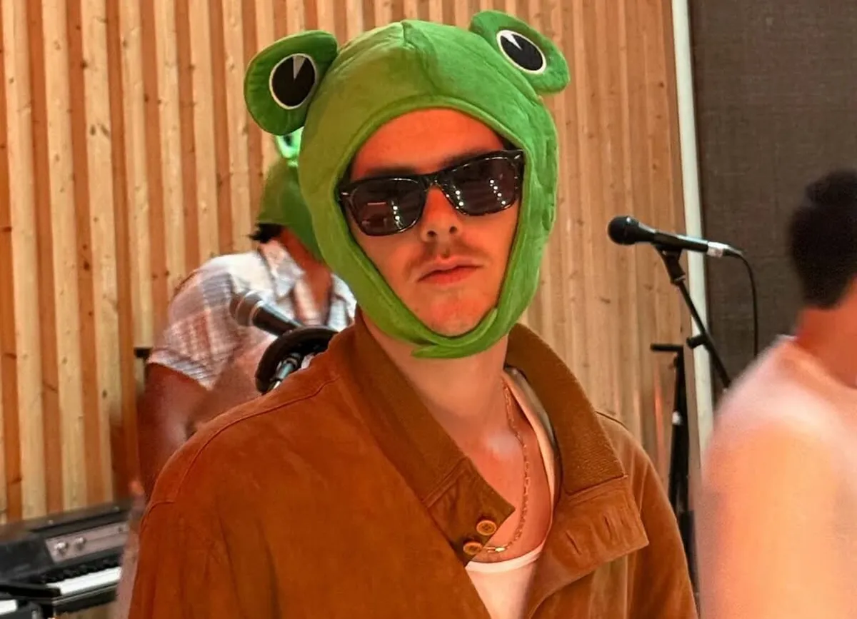 Kruz Bekam zapjevao sa majkom Viktorijom i Spice Girls usred porodične napetosti