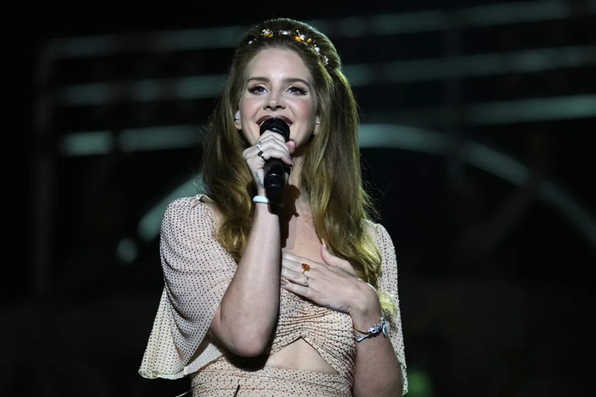 Lana Del Rej najavila novi singl i album u saradnji sa suprugom
