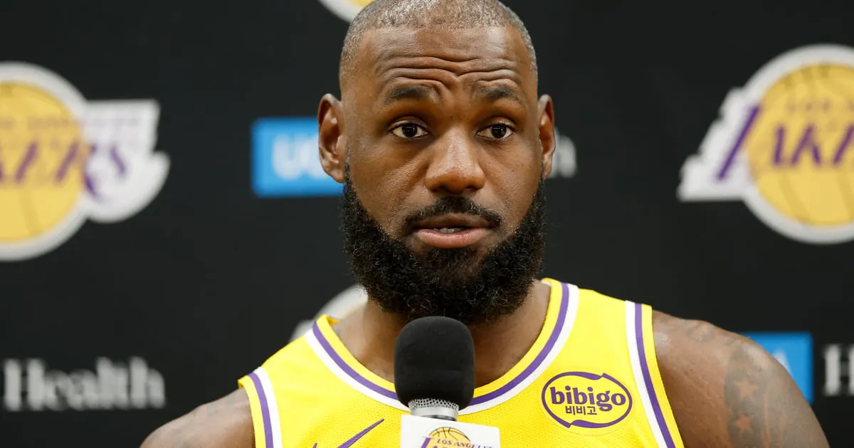 Lebron Džejms ne zna da li će igrati sljedeće godine