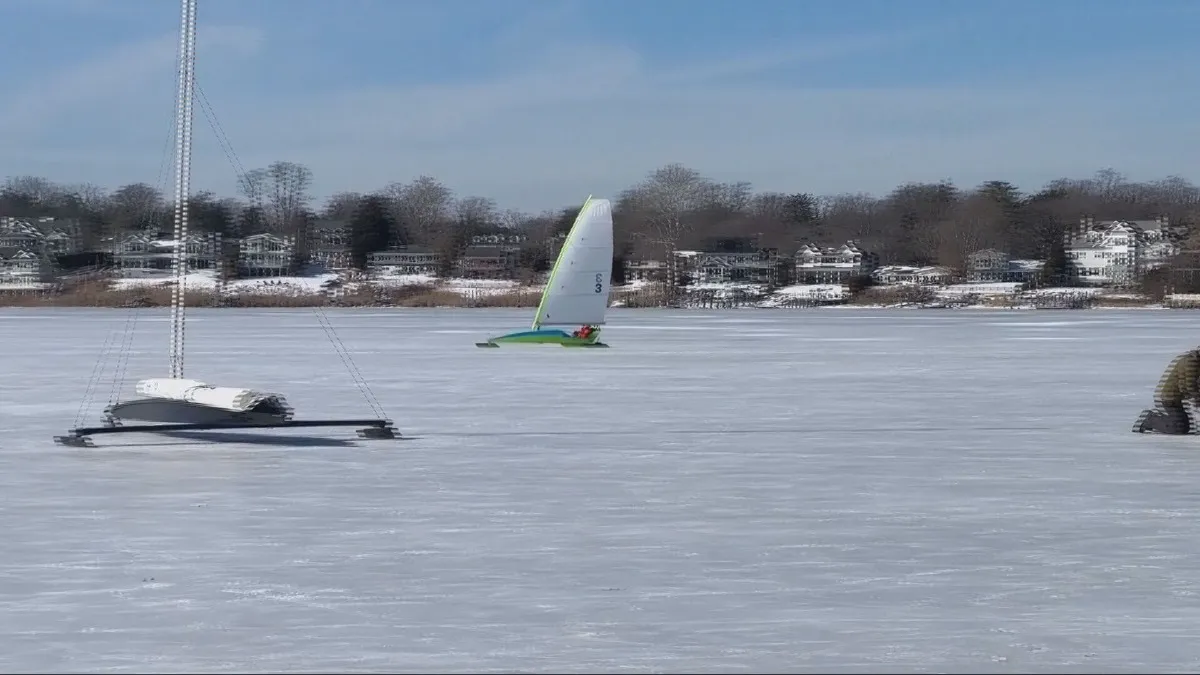 Ledene jedrilice se ponovo vraćaju na Nejvsink u Nju Džerziju