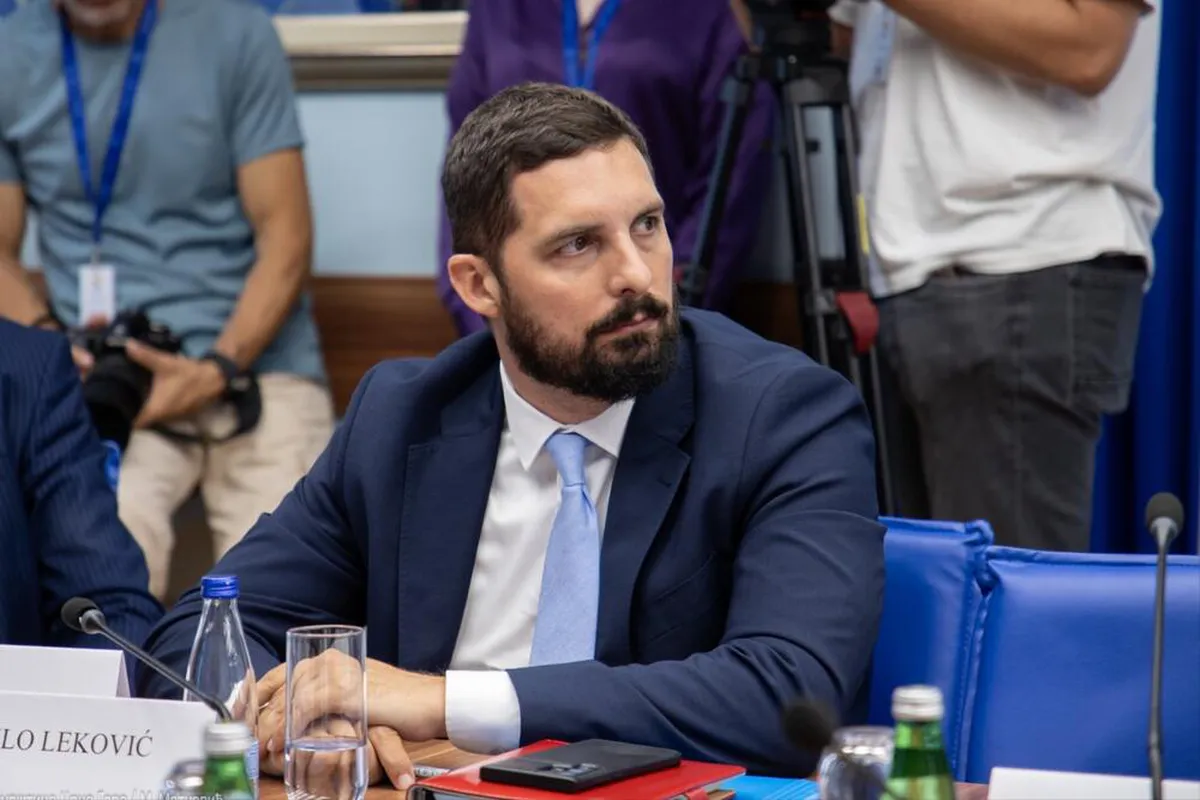 Leković: Zašto Milošu Medenici nije data nanogica kao Vesni Bratić?