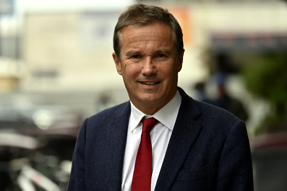 Lider stranke 'Ustani, Francuska' protiv članstva Ukrajine u EU