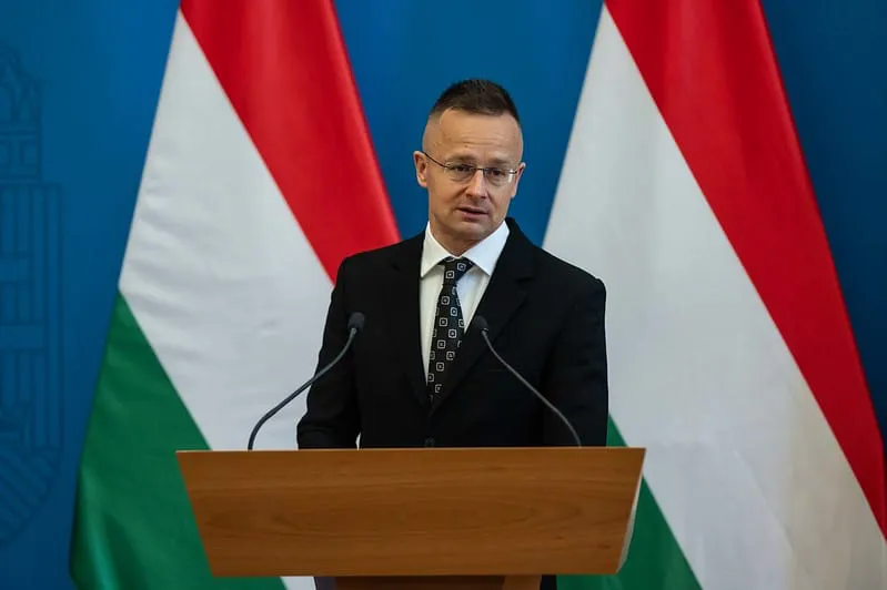 Mađarska blokira sankcije EU protiv Rusije, tvrdi Sijarto