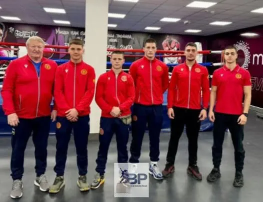 Mirko Šarčević na pripremama u Loznici sa bokserskom reprezentacijom Crne Gore