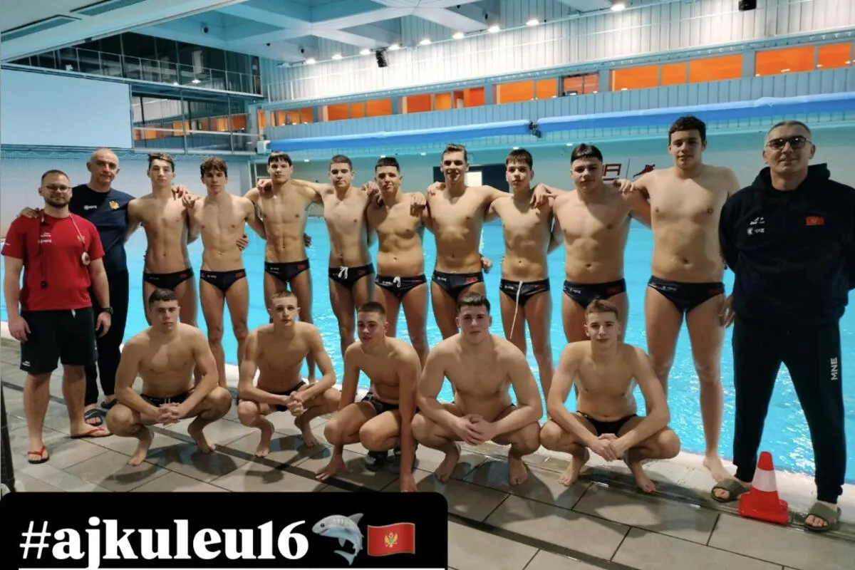 Mladi vaterpolisti Crne Gore na pripremama sa Španijom