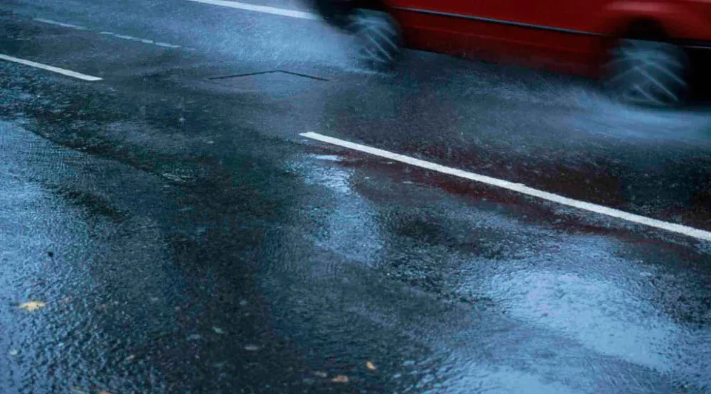 Mokri kolovozi i učestali odroni u Crnoj Gori