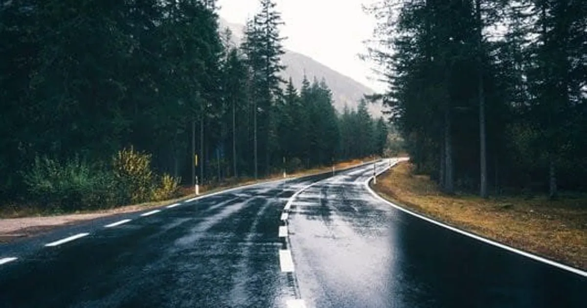 Mokri putevi i obustava saobraćaja u Crnoj Gori