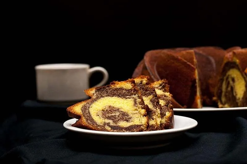 Mramorni kolač: Savršeni slatkiš uz kafu ili čaj