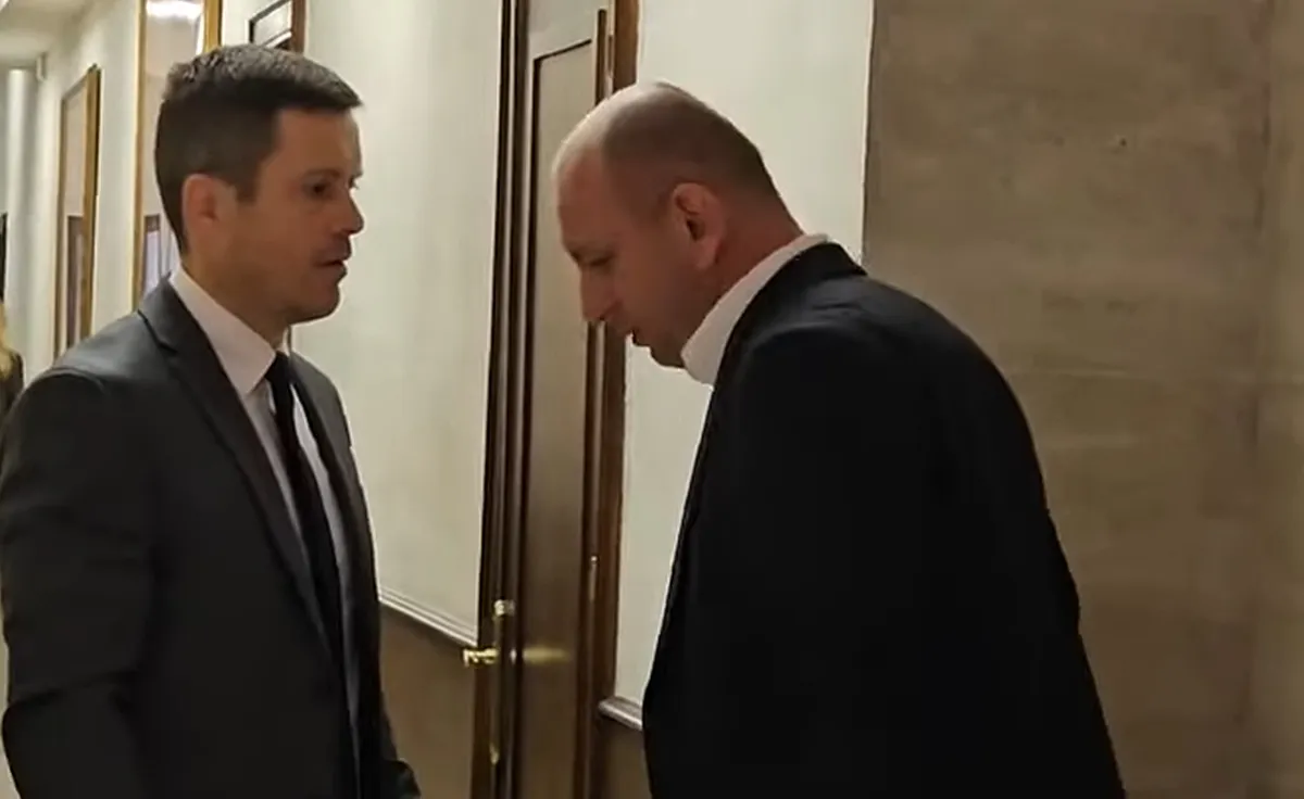 Mujović poručuje Kneževiću: Vrijeme za političku penziju