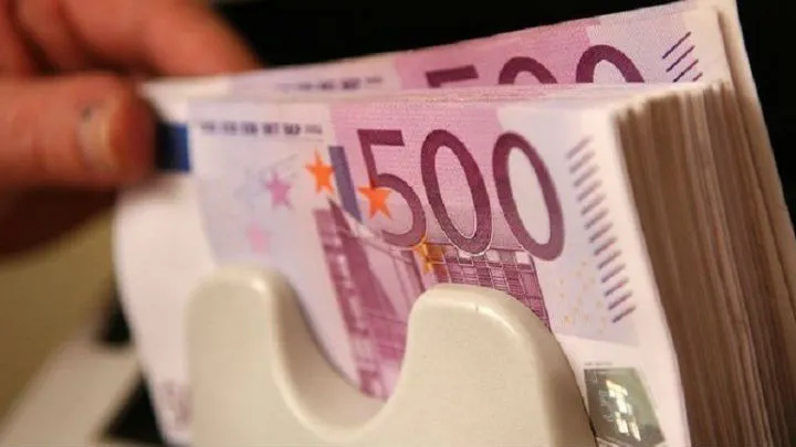 Muškarci u Španiji zarađuju 5.000 evra više od žena