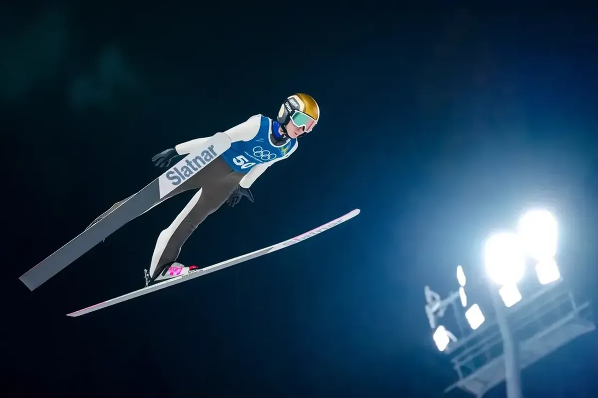 Nika Prevc osvojila srebro, zlato ide Ani Strem