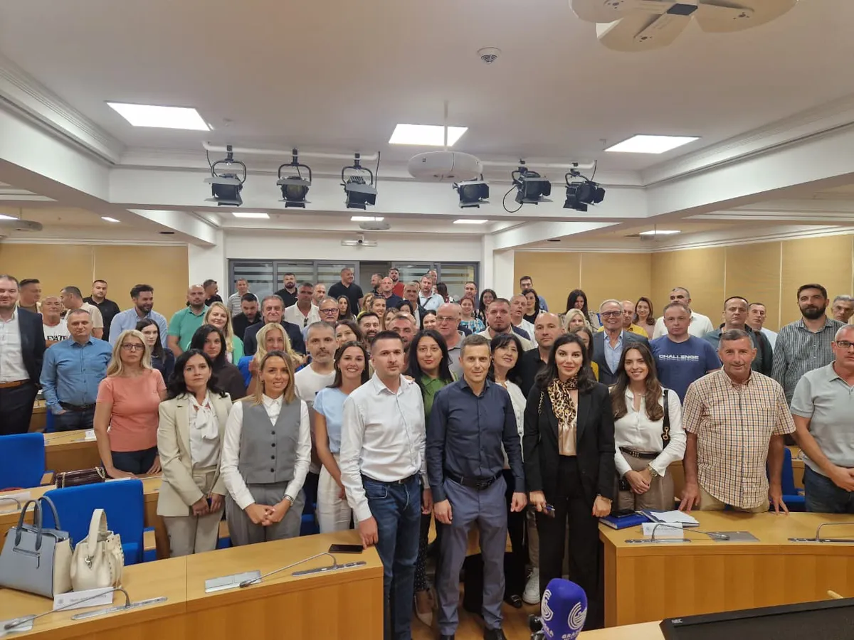 Nova većina u Podgorici spremna za inicijative, uključujući skraćenje mandata