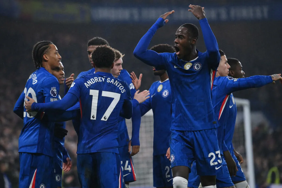 Novi poraz Totenhema, Čelsi remizirao protiv Lidsa