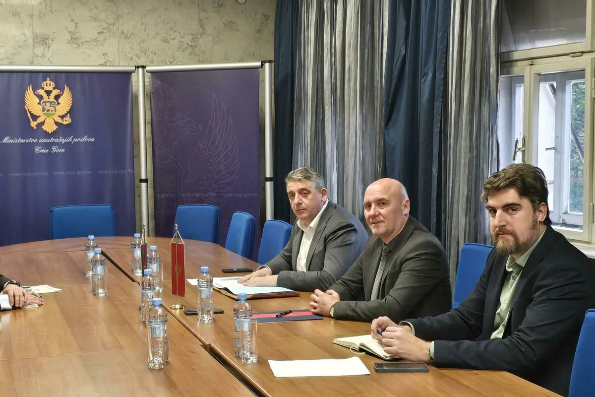 Obradović i Hasijev: Unapređenje saradnje u oblasti bezbjednosti