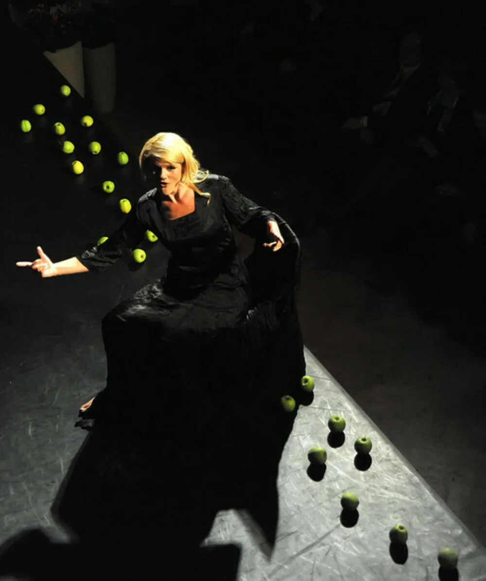 Od virdžine do maestre: Hibridno djelo muzike i pozorišta