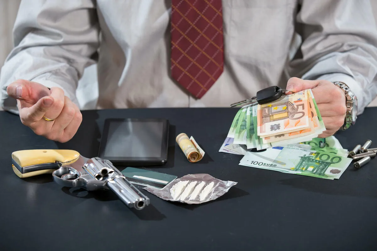 Odbjegli policajac povezan sa zelenašenjem u Crnoj Gori