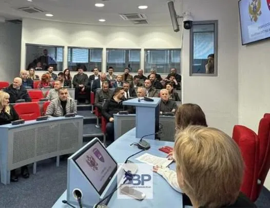Odložena sjednica Skupštine opštine Bijelo Polje zbog nedostatka kvoruma