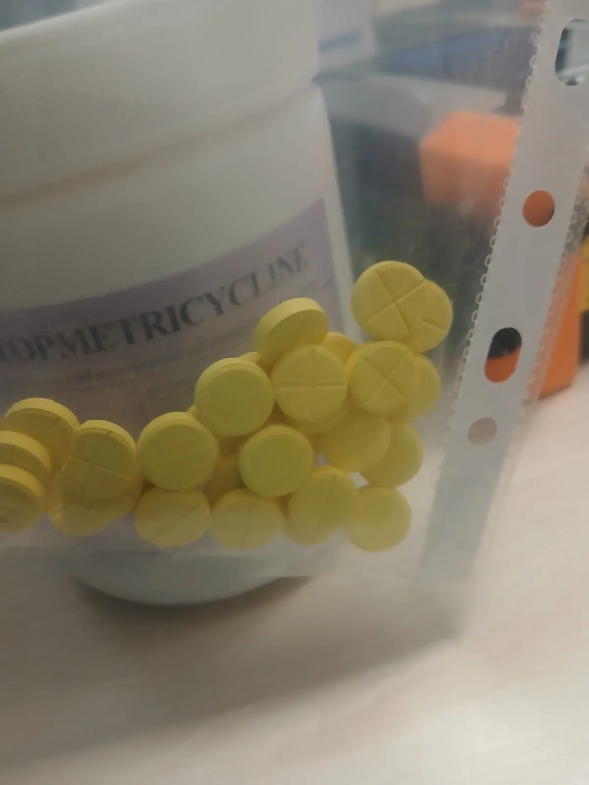 Oduzeto dva miliona tableta i roba vrijedna skoro 28.000 eura