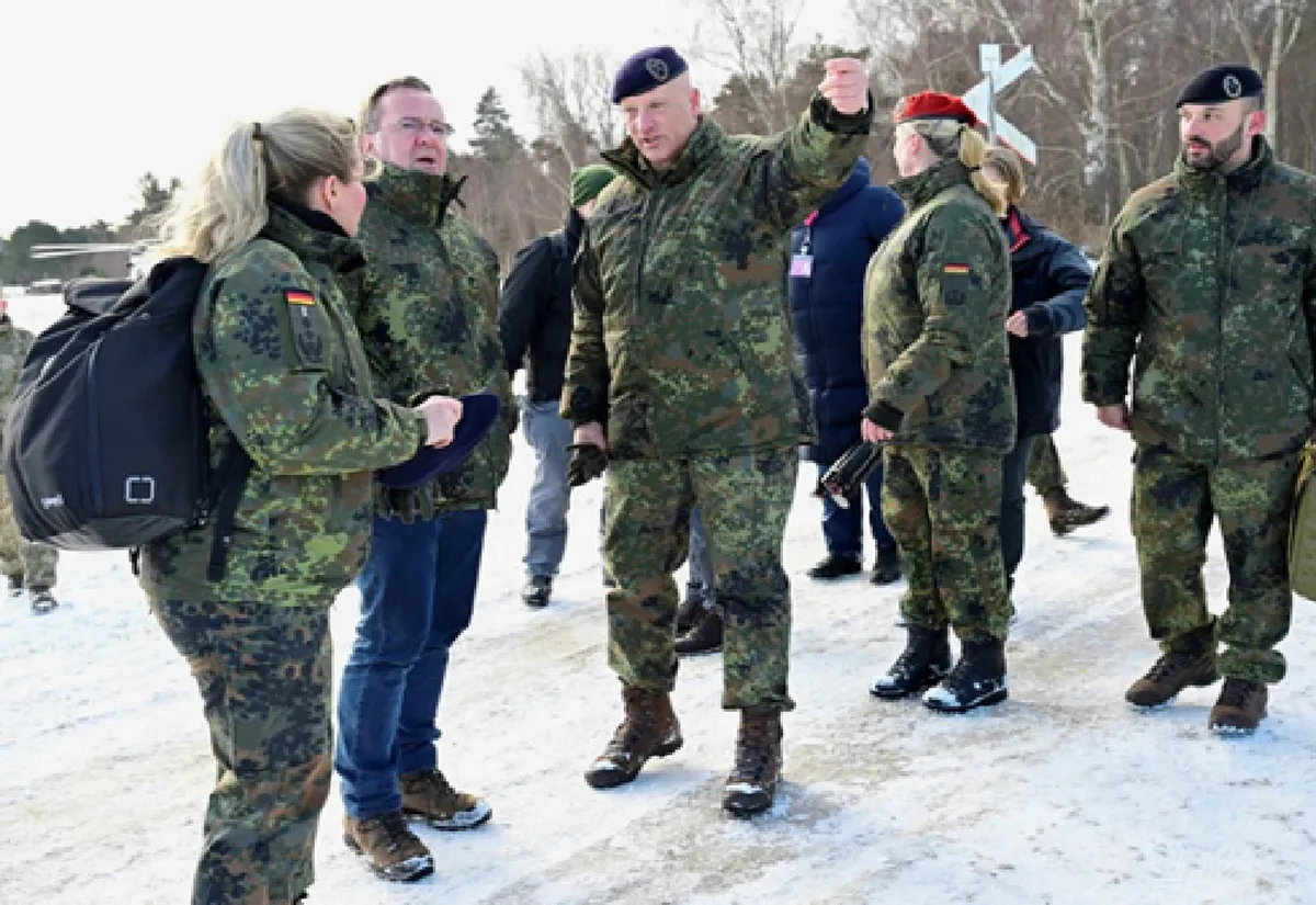 Oko 3.000 vojnika NATO-a izvelo vježbu desanta u Njemačkoj Oko 3.000 vojnika NATO-a izvelo vježbu desanta u Njemačkoj