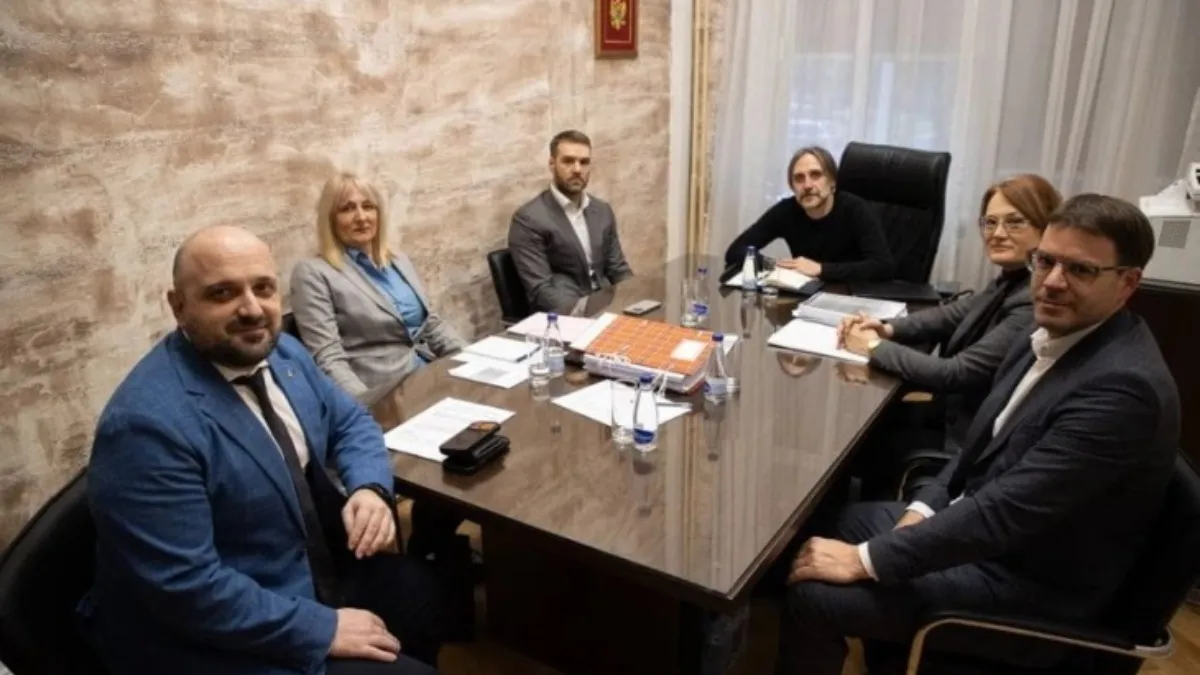 Osam kandidata za predsjednika i članove CIK-a