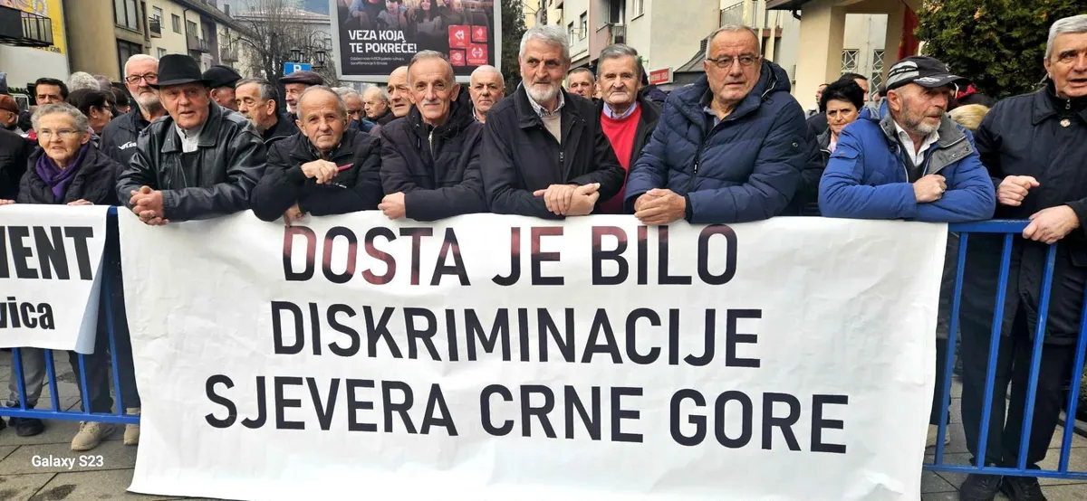 Penzioneri sa sjevera organizuju akciju pomoći za vladu Crne Gore