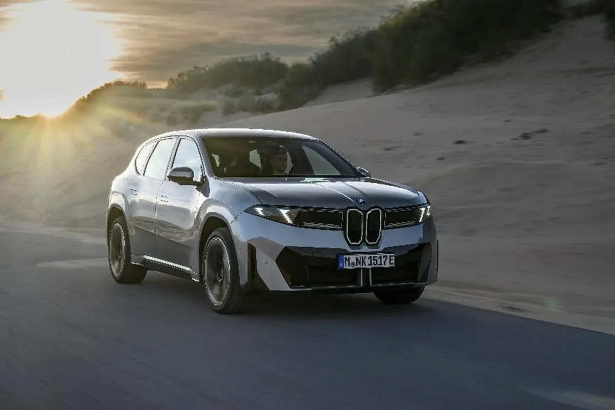 Počinje nova era u auto industriji – BMW iX3