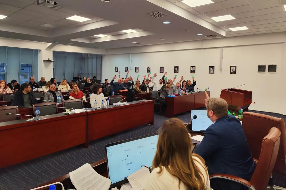 Političke partije dobijaju 3.7 miliona eura za rad na lokalnom nivou