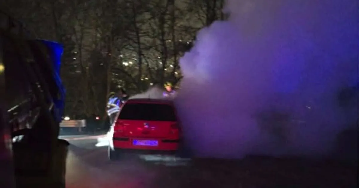 Požar na automobilu u Bijelom Polju brzo lokalizovan