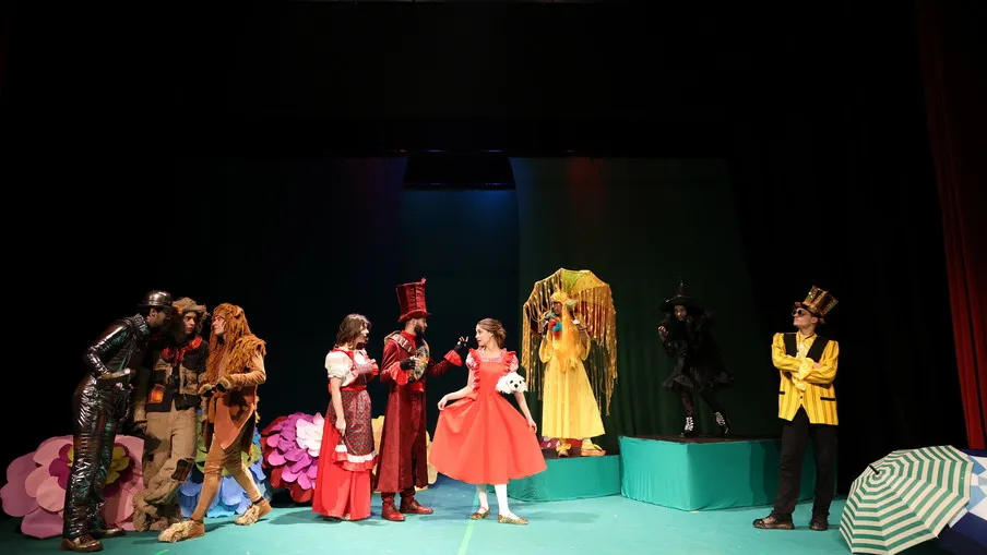 Premijera predstave 'Čarobnjak iz Oza' u Gračanici i Zvečanu