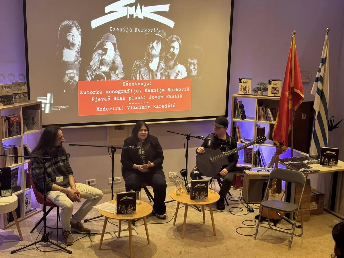 Promocija monografije o grupi 'Smak' okupila poklonike muzike