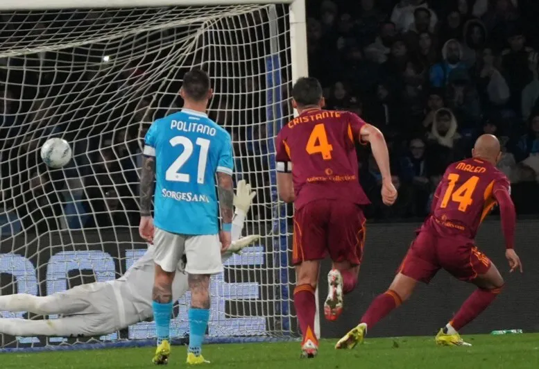 Remi u Derbiju sunca, Napoli na minus 11 od Intera