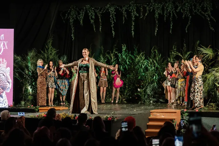 Revija 'Kraljice divljine' Ane Kovačević na Prazniku mimoze