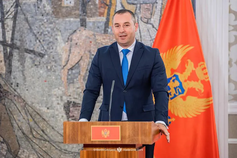 Šćekić u Vladi za godinu zaradio 31.000 eura