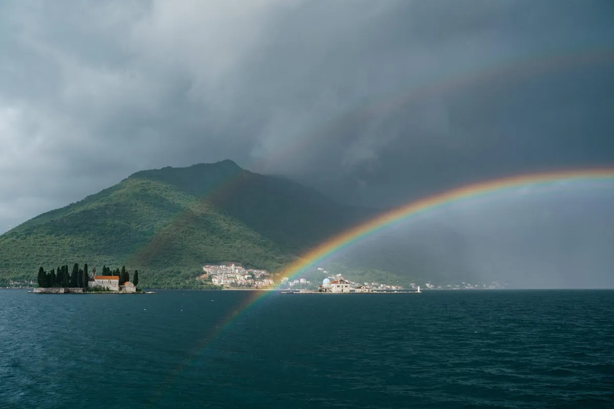 Sjutra pretežno suvo, tokom noći jače naoblačenje u Crnoj Gori