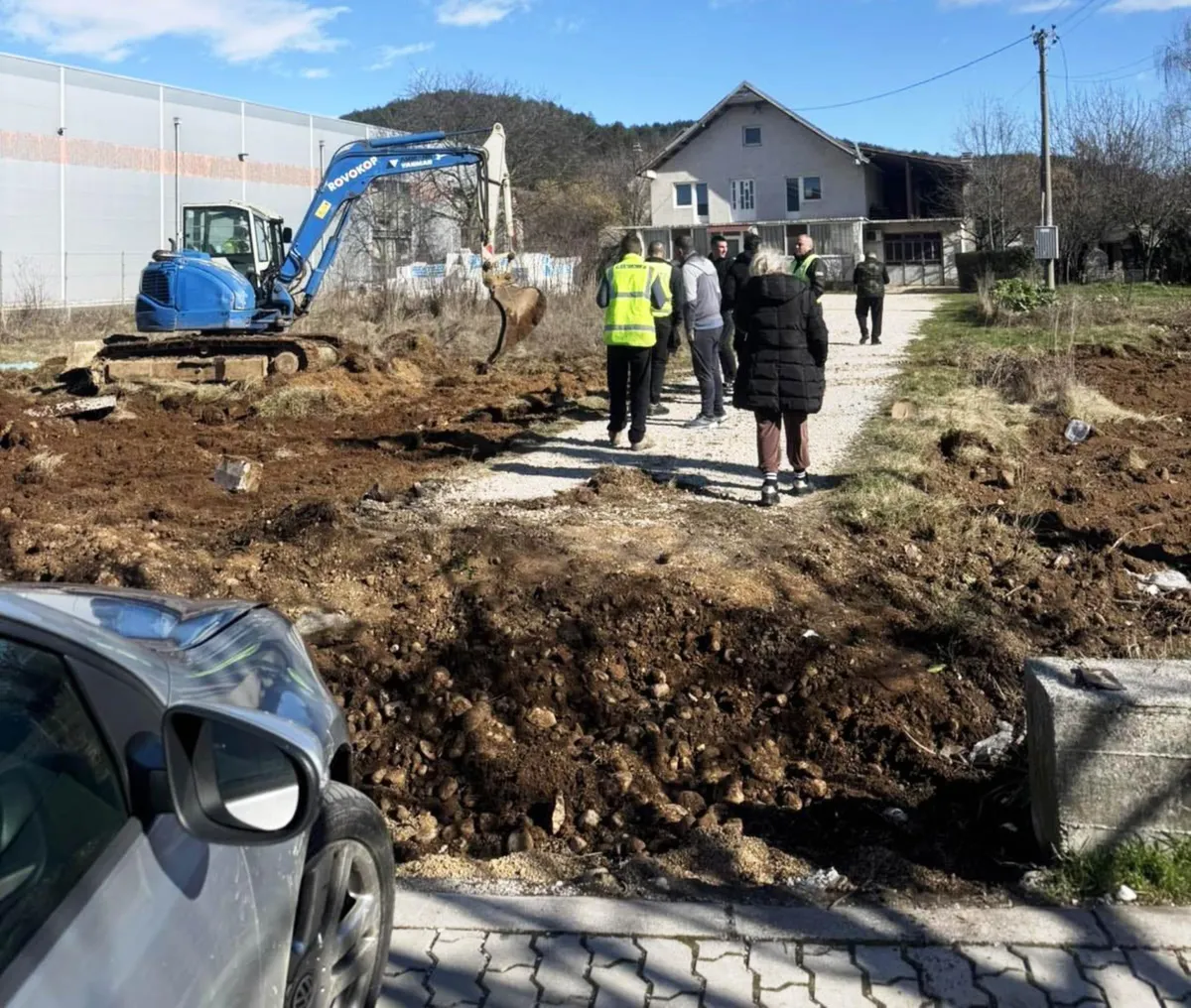 Spor između Mijuškovića i kompanije 'Okov' zbog zatvorenog puta