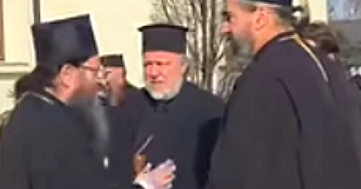 Sprema li se smjena mitropolita Justina Stefanovića?