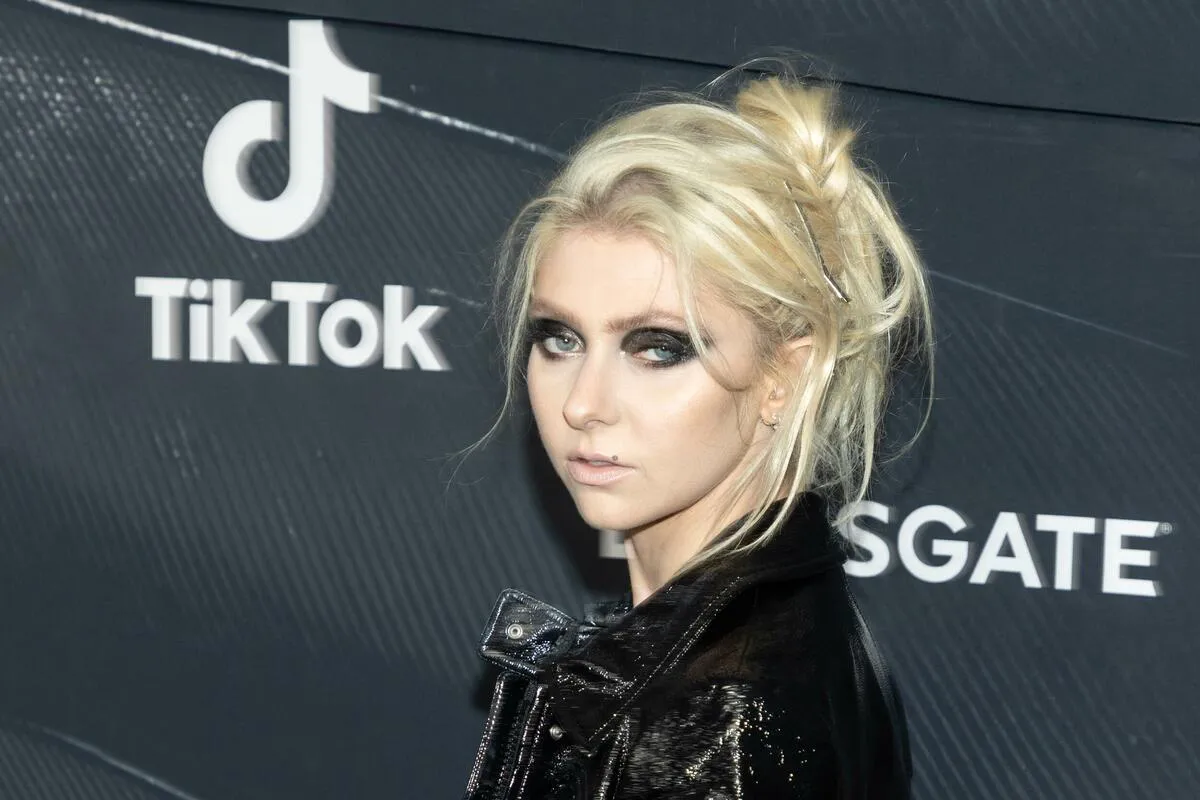 Tejlor Momsen se oprašta od glume, posvećuje se muzici