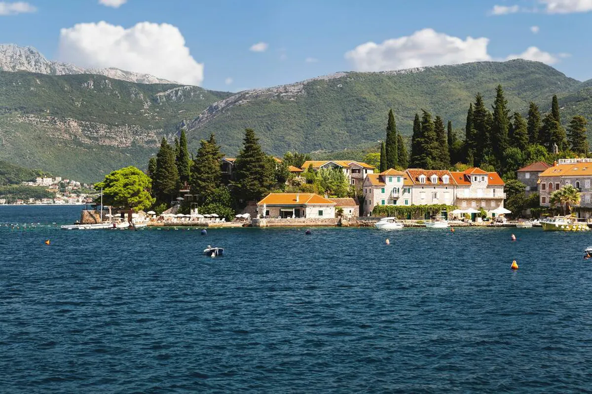 Traže brodara za liniju Rose - Škver, tender do 25. februara