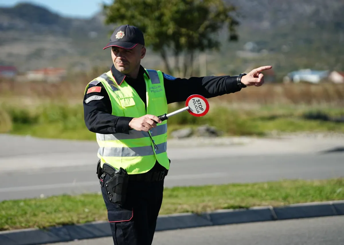 U Crnoj Gori zabilježeno 14 saobraćajnih nezgoda, osam lakše povrijeđenih