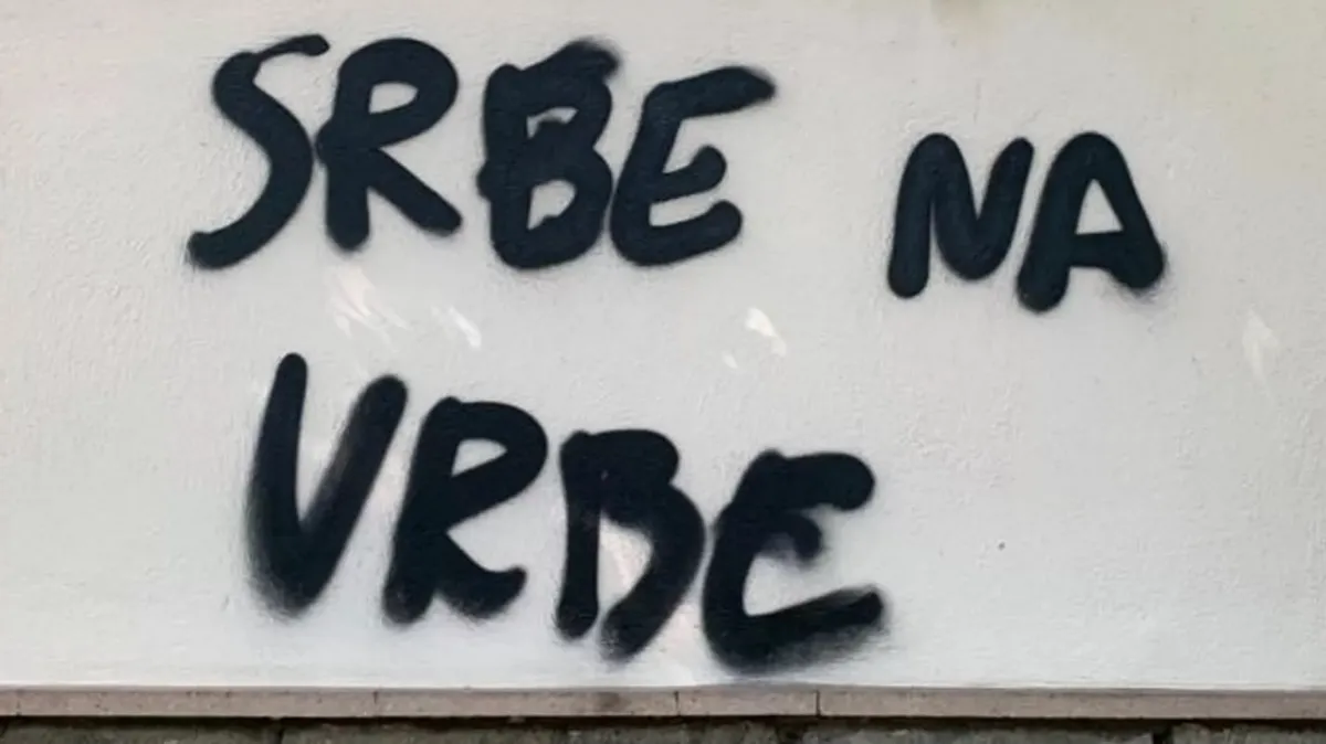U srpskom selu Glušci ponovo ispisani grafiti mržnje