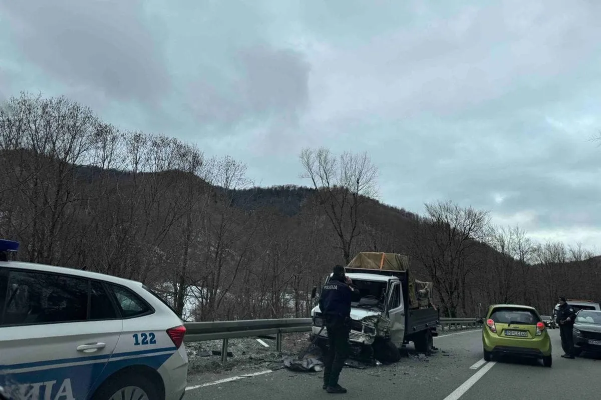 Udes na putu Kolašin-Mateševo stvara kolone, saobraćaj otežan
