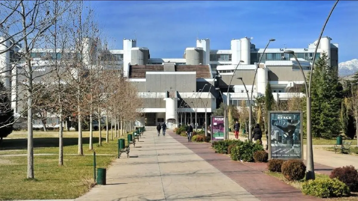 Univerzitet Crne Gore razmatra mogućnost oduzimanja počasnih zvanja