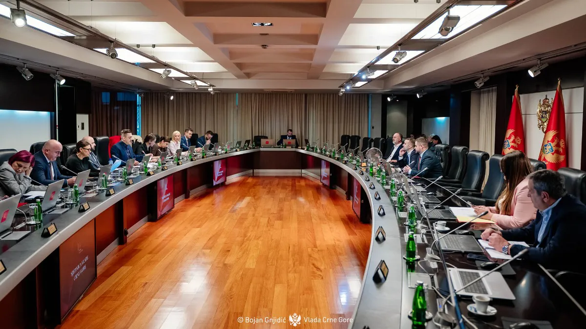 Uvođenje Etičkog kodeksa u Nacrt Zakona o Vladi: Šta donosi?