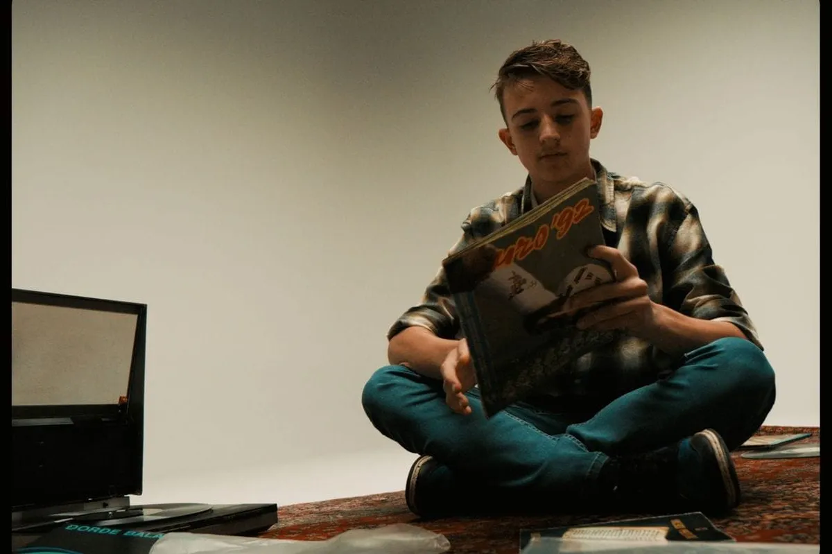 Vanja Radovanović objavio novu pjesmu 'Pod tepih'