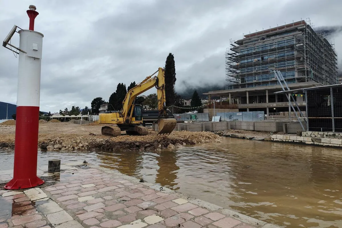 Velaš: Dozvola 'Carinama' za uređenje plaže u Baošićima je zakonita