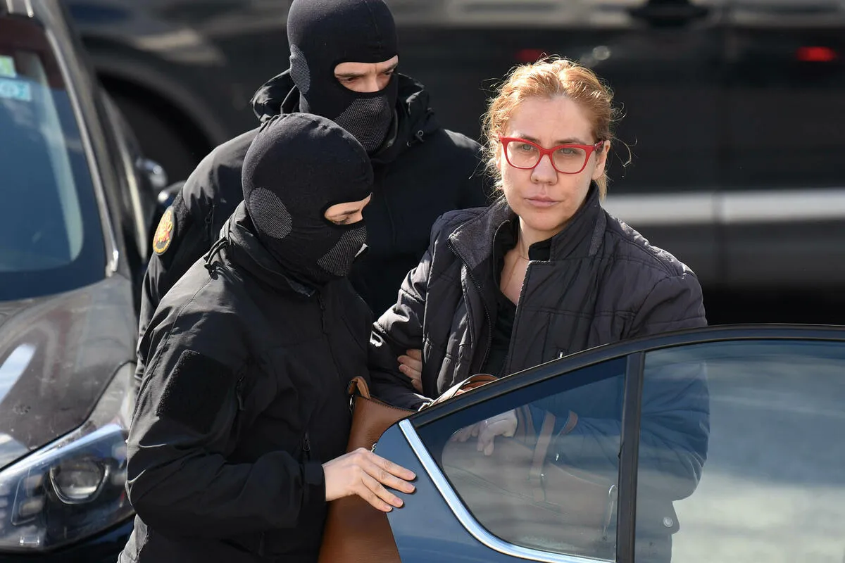 Vesna Bratić uhapšena: NSD osudila privođenje bivše ministarke prosvjete