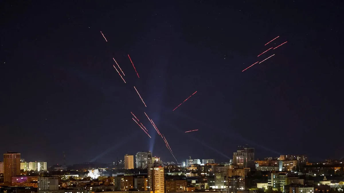 Više od hiljadu zgrada u Kijevu bez grijanja zbog ruskog napada