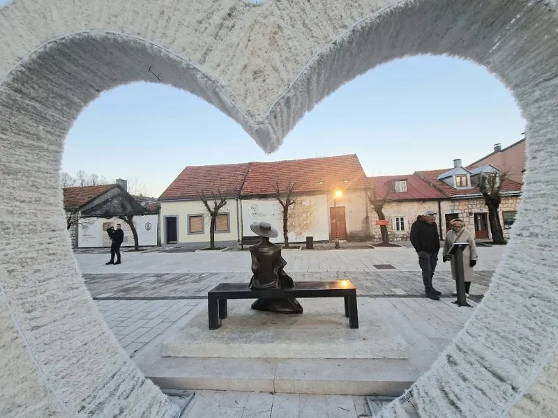Vremenska prognoza za nedjelju: Sunčano uz povremeno oblačnost Vremenska prognoza za nedjelju: Sunčano uz povremeno oblačnost